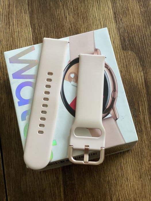 Смарт часовник Samsung Galaxy Watch Active