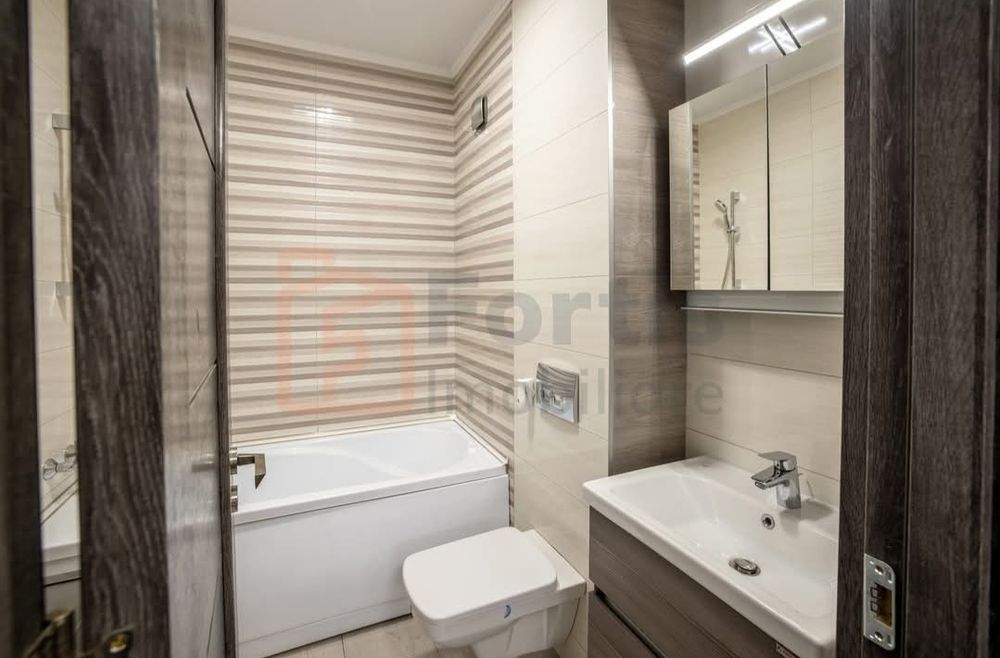 Apartament de închiriat 2 camere