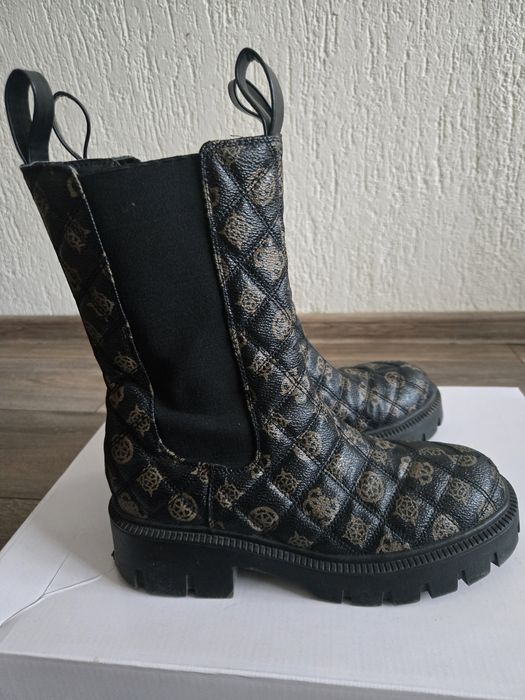 Дамски боти Guess