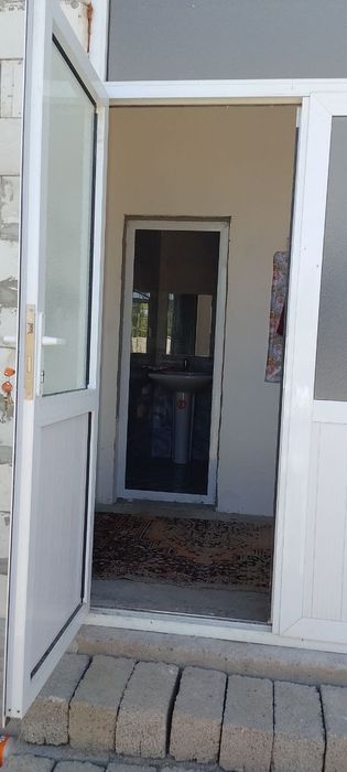 Katta Qoʻyliq bozori orqasida Hovli uy joy