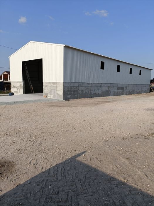 Vand Hala Metalică 14×20x6cu panouri sandwich sau pe elemente, 
Constr