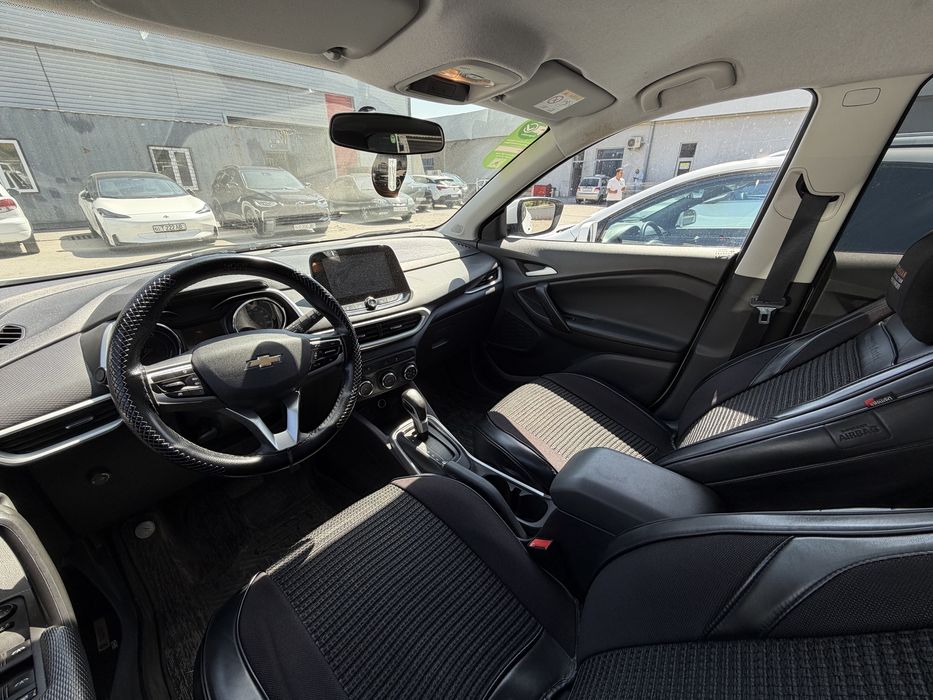 Chevrolet Tracker 2023 — 2