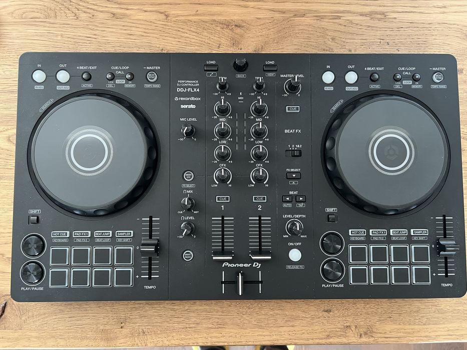 Pioneer ddj flx4 - stare foarte buna