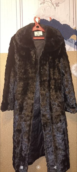 Продам норковую шубу..