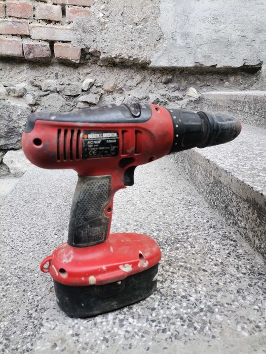 Продавам винтонверт Black Decker 18 V