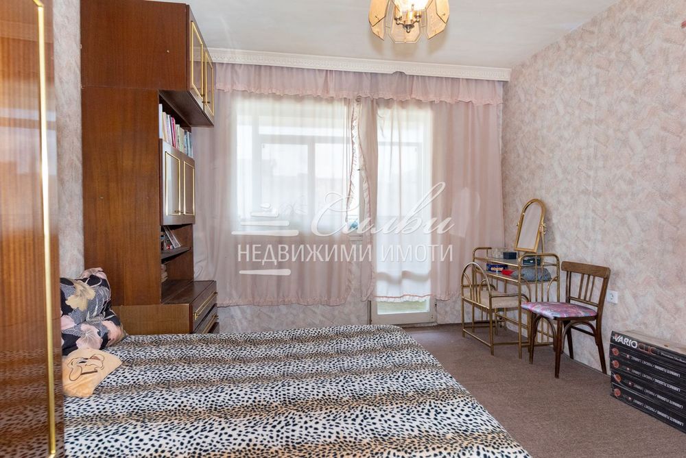 ЧЕТИРИСТАЕН апартамент - кв. Боян Българанов 2!