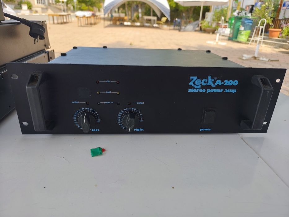 Zeck A-200 Крайно стъпало
