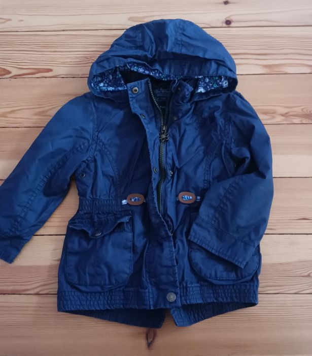 Ски гащеризони и др. качествени дрешки р-р 1-2г./92см.