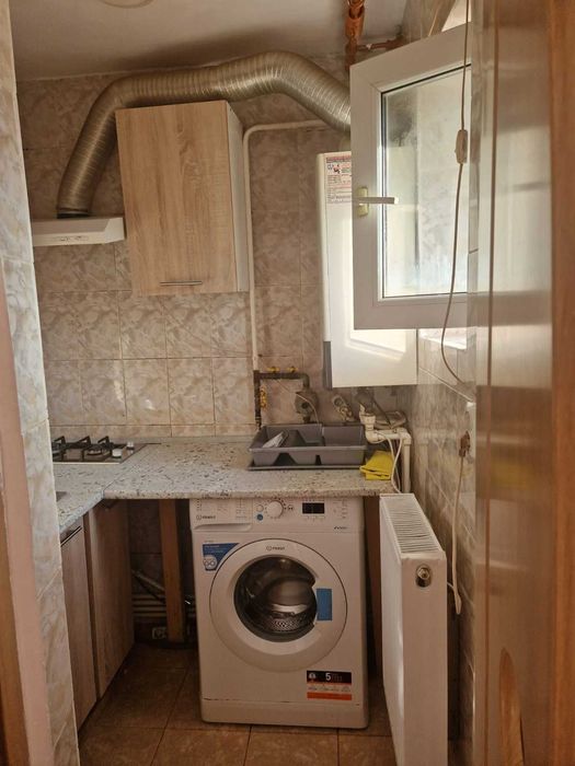 Închiriez apartament 2 camere