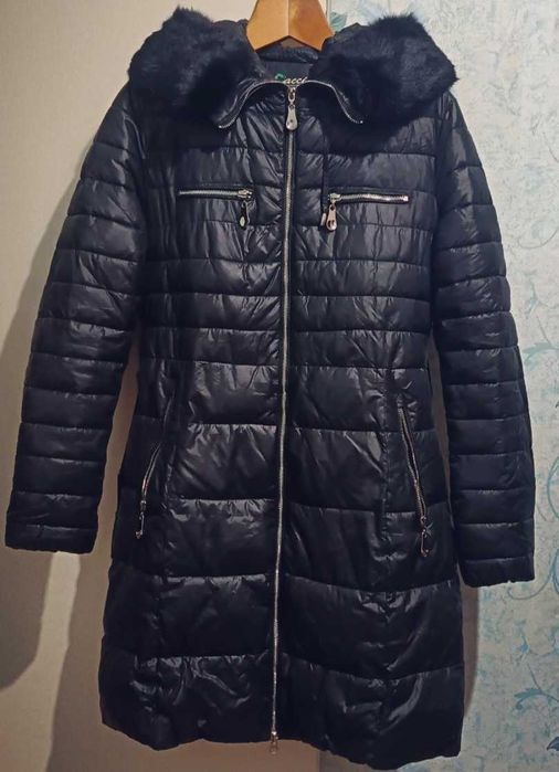 Зимний женский пуховик