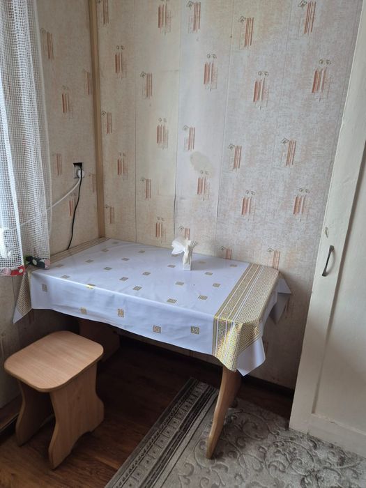 Сдам в центре 2 комнатную квартиру