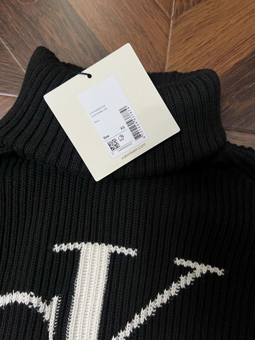 Bluza. Nou , cu eticheta