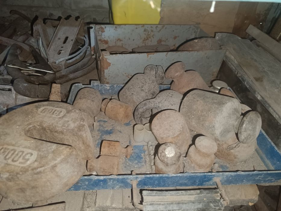 Гири весовые советские