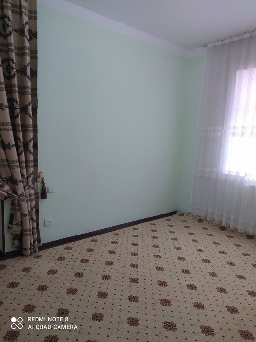 Uy sotiladi srochna,novostroyka, siz istagan narxda kelishtirib berami