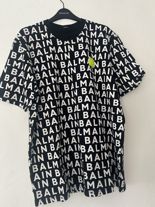 Tricou Balmain negru.