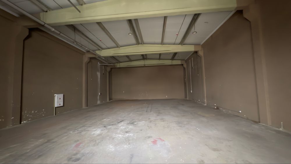 INDEX savdo majmuasida H-7 blokda 263 kv.m sklad arendaga beriladi .