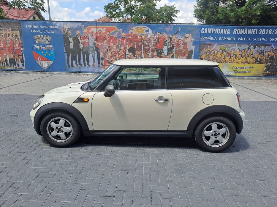 2010 Mini One Face-lift  1.4 benzina 95 cai