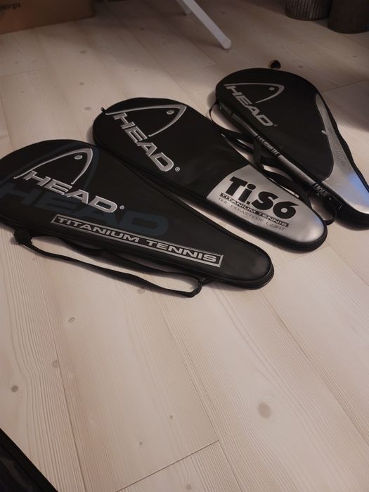 Huse de tenis de firma