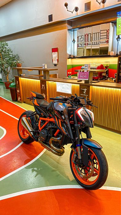 KTM 1290 superduke r evo