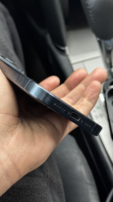 Срочно продам 15 про 256гб