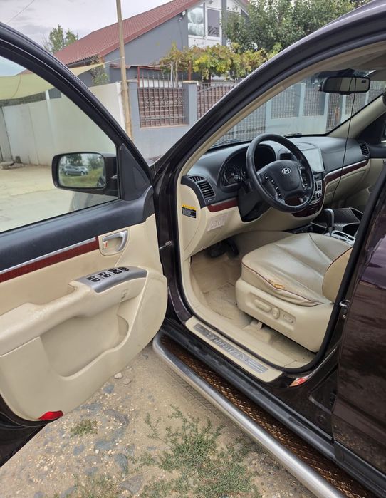 Se vinde Hyundai Santa Fe CM 2008 2.2crdi 4WD
