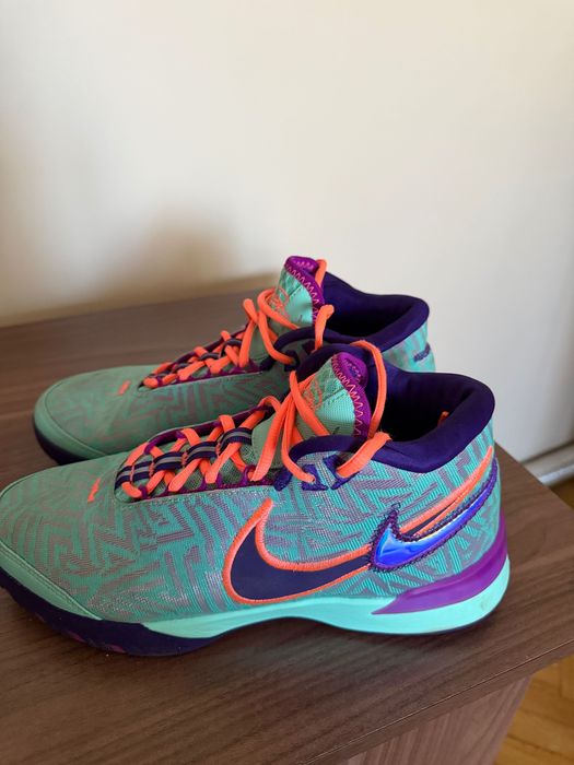 Баскетболни обувки LeBron NXXT Genisus