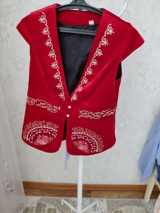 Кажакай черный и красный