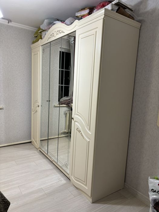 Срочно продам спальный гарнитур