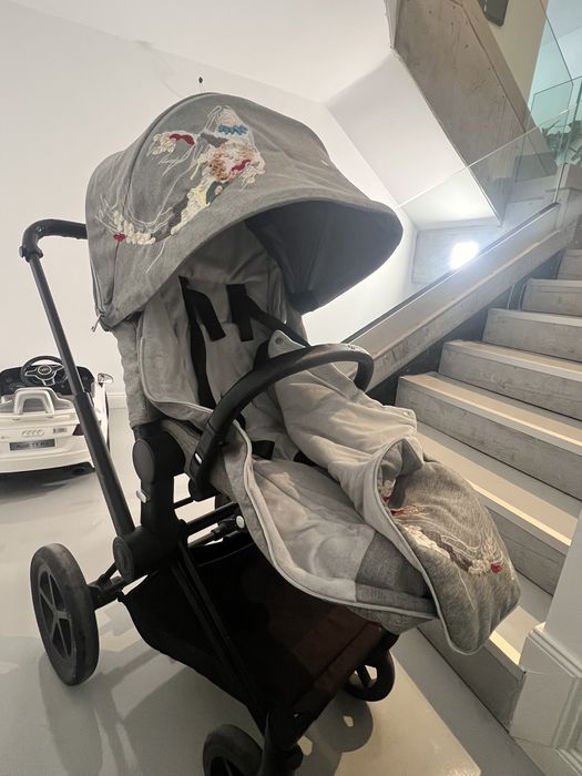 Детска количка Cubex Priam KOI и кош за новородено Cubex Platinium