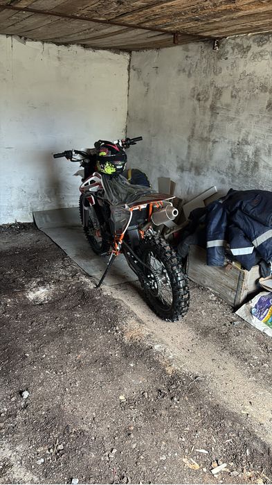 Мотоцикл эндуро