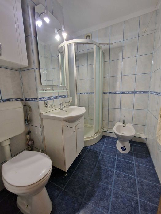 Persoana fizica vand apartament 3 camere ,central Alba Iulia
