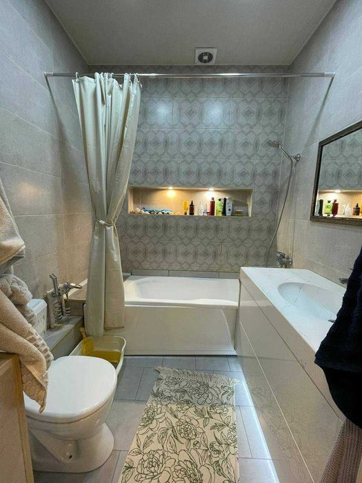 Чиланзар 1, 2/4/4, балкон 2*4, 58м2, Высокопотолочка