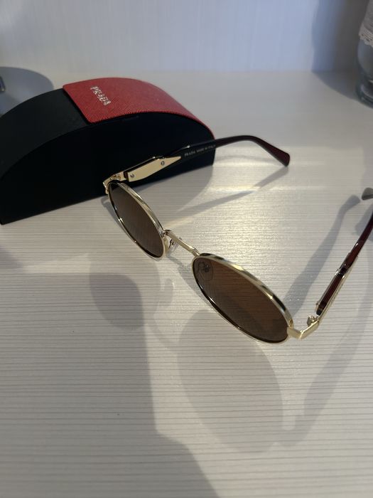 Очила PRADA - оригинални със защита!!