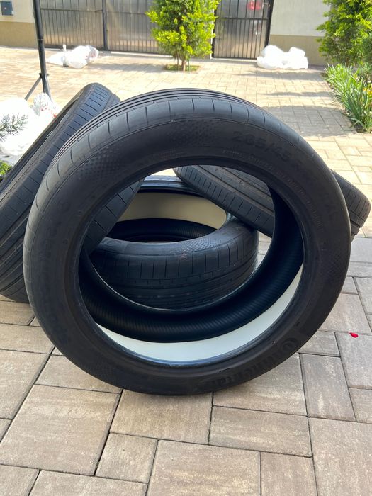 Set anvelope  vară 285/45/R21