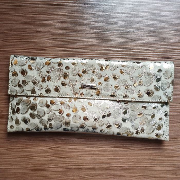 Продам вечернюю сумку