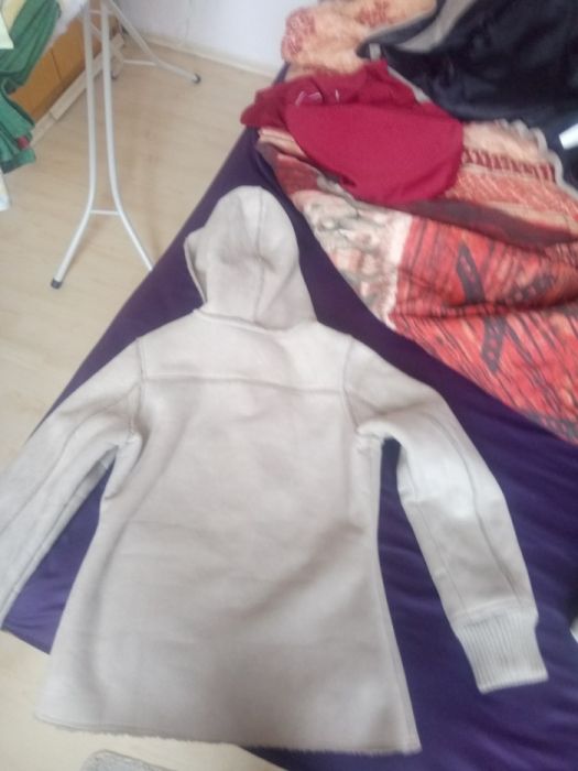 Дамско зимно яке с качулка-Каракул.