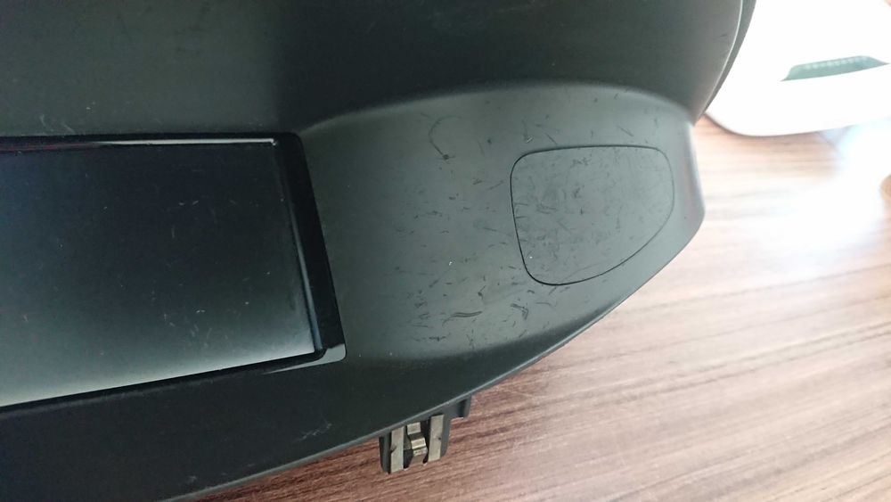 Продавам козирка за Laguna 2 със вградена Garmin навигация