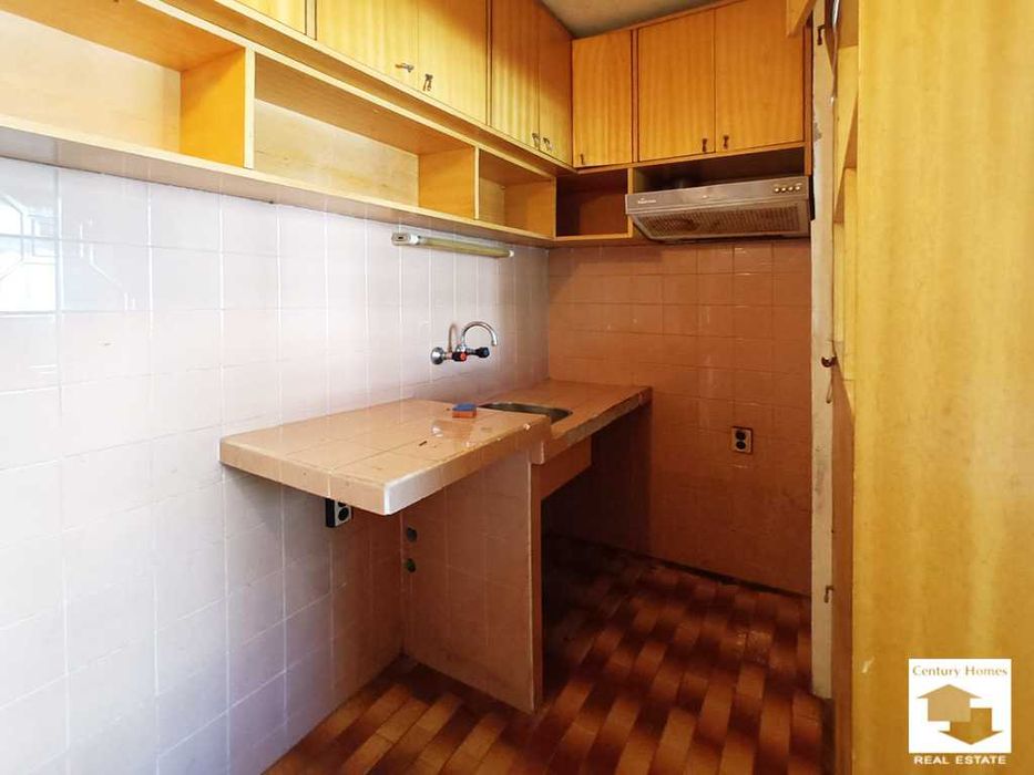 Продава се Четиристаен апартамент в Велико Търново, Зона Б - 79 кв.м за 1197 €/кв.м - Снимка #1