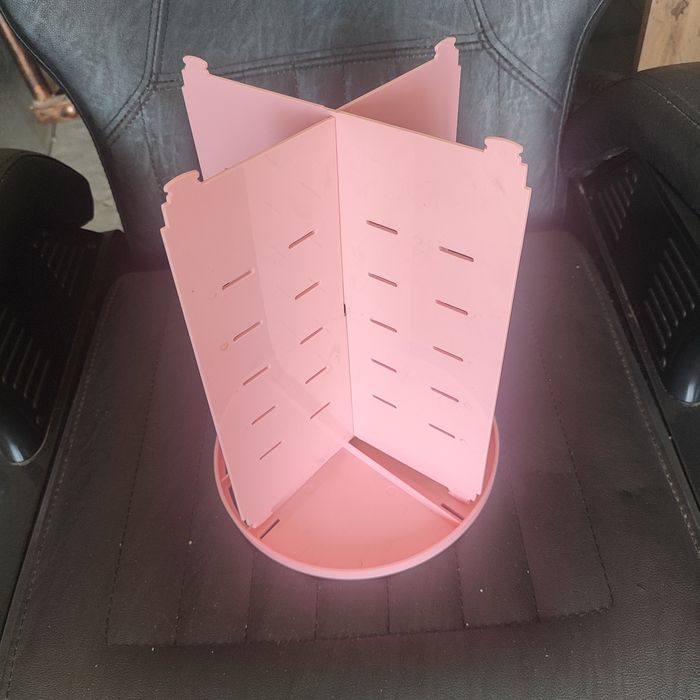 Продаётся весь Товар  весь новый  в пос. Боралдай