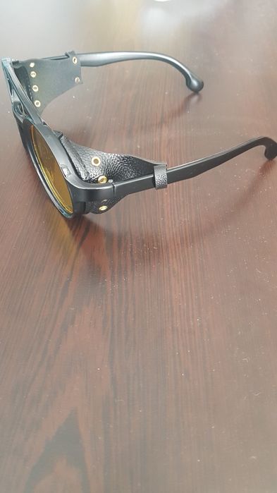 Ochelari de soare,la moda.