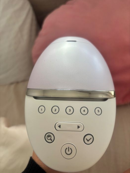 фотоепилатор Philips Lumea