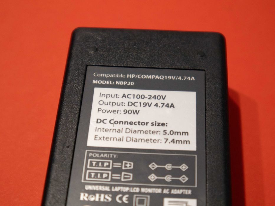 Всякакви адаптери 18V 4A 19V 4.74A 12V 7.5A 24V 1.5A употребявани