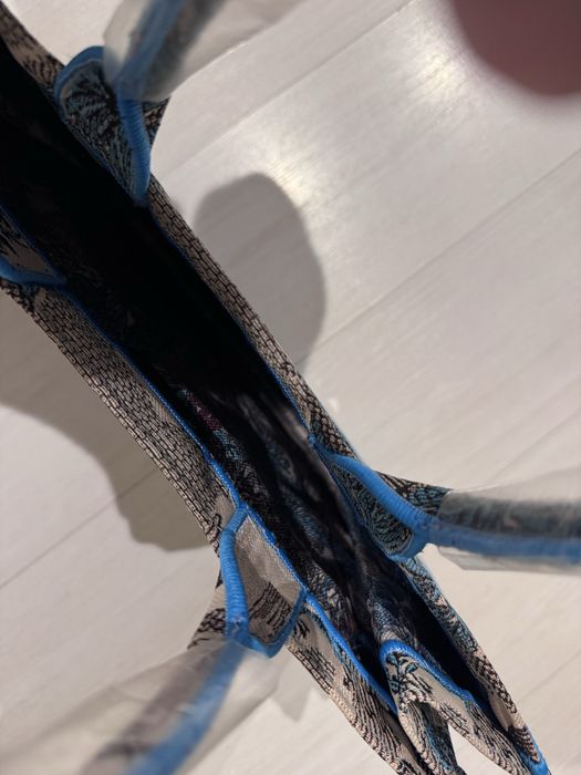 РАЗПРОДАЖБА! !НОВИ! Дамски чанти!