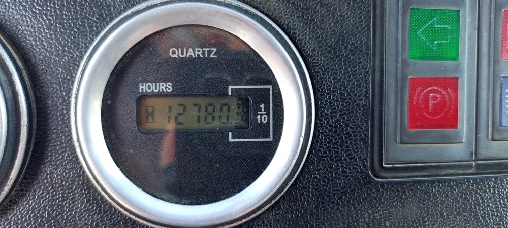 Фронтальный погрузчик