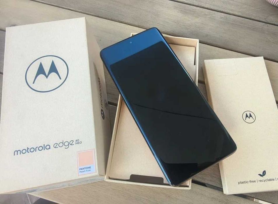 Moto Edge 40 Neo 12GB 256GB