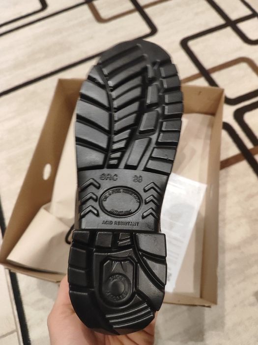 Нови полицейски кубинки 38 номер