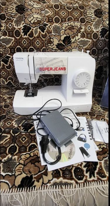 швейная машинка и оверлок