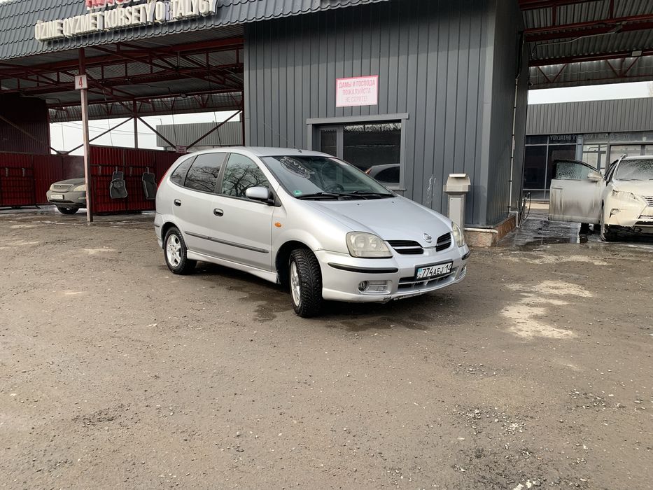 Продам Nissan Almera Tino