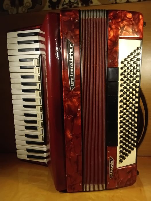 Аккордеон немецкий