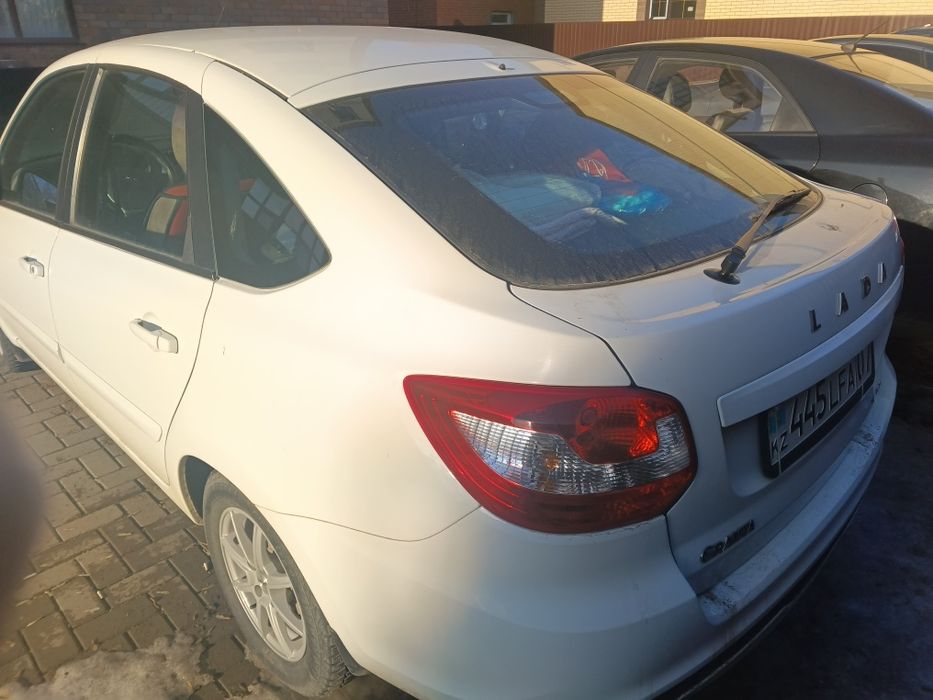 Продам лада гранта 2020 года